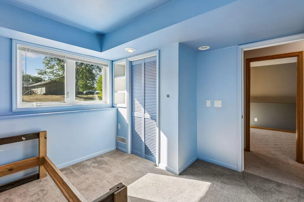 17200 Fieldcrest Avenue Farmington, MN 55024