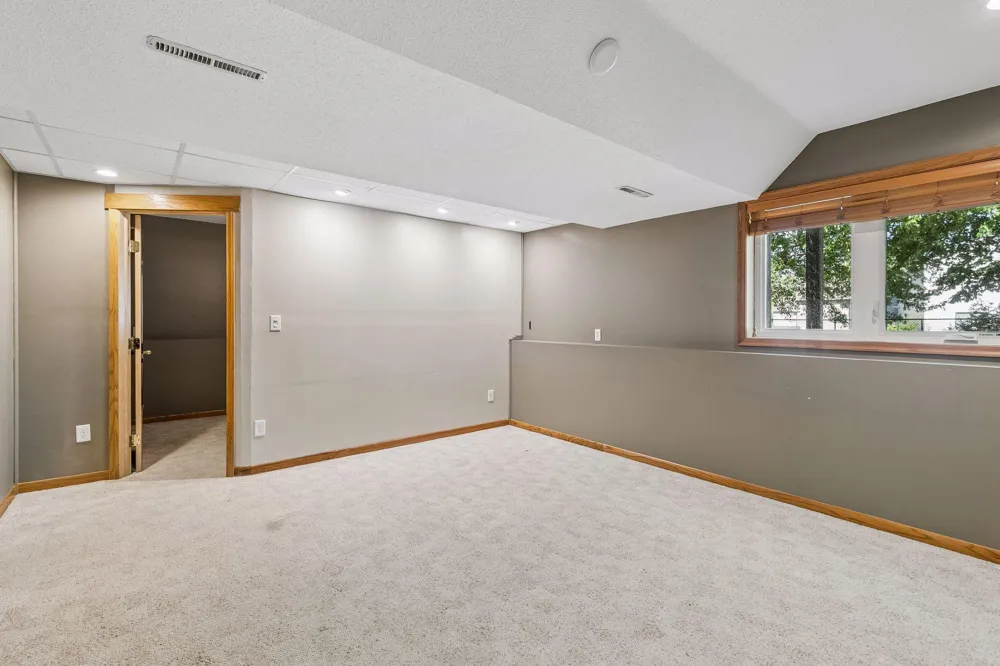 17200 Fieldcrest Avenue Farmington, MN 55024