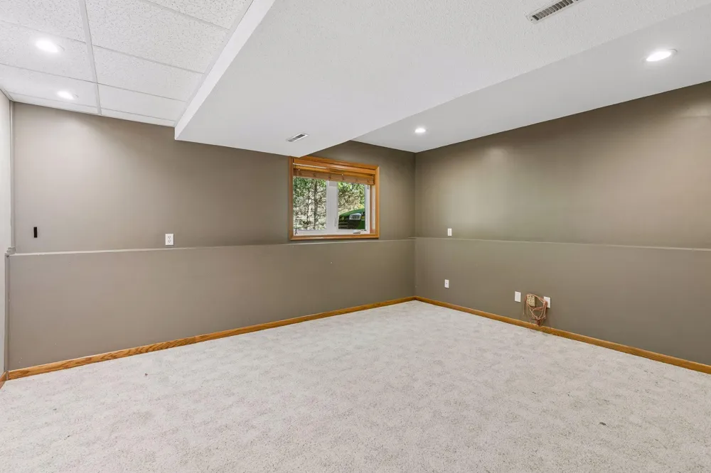 17200 Fieldcrest Avenue Farmington, MN 55024