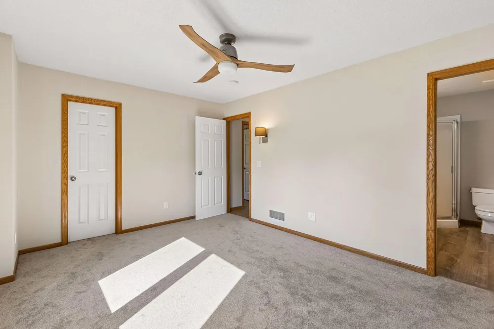 17200 Fieldcrest Avenue Farmington, MN 55024