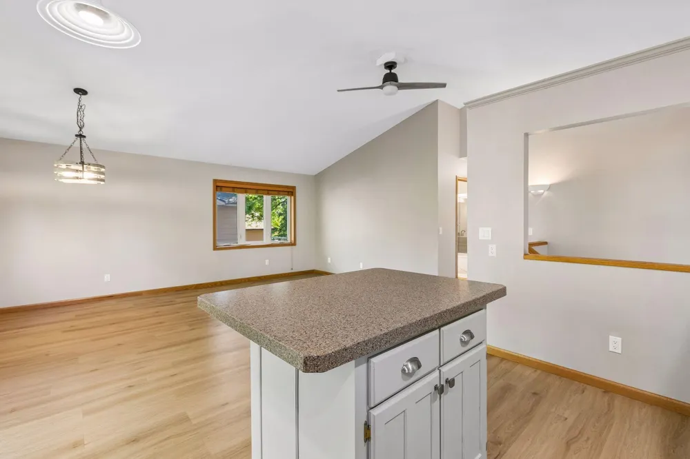 17200 Fieldcrest Avenue Farmington, MN 55024