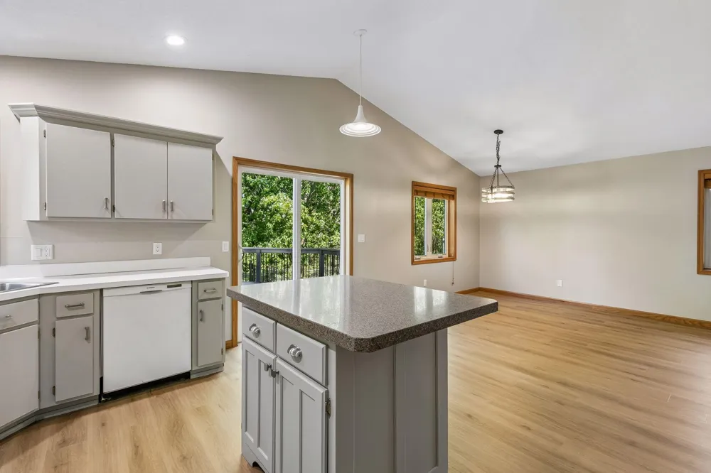 17200 Fieldcrest Avenue Farmington, MN 55024