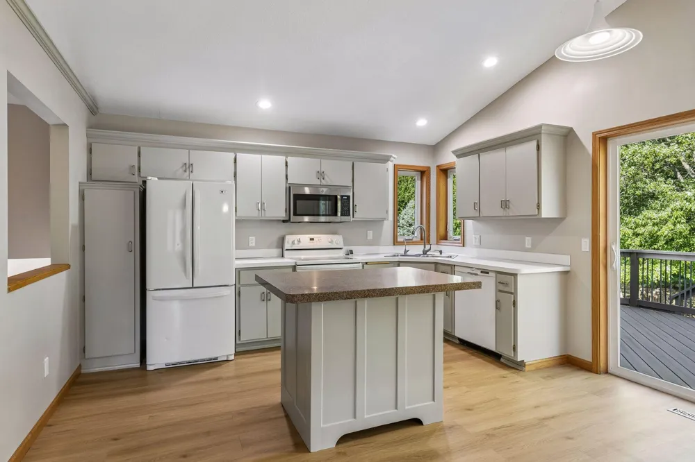 17200 Fieldcrest Avenue Farmington, MN 55024