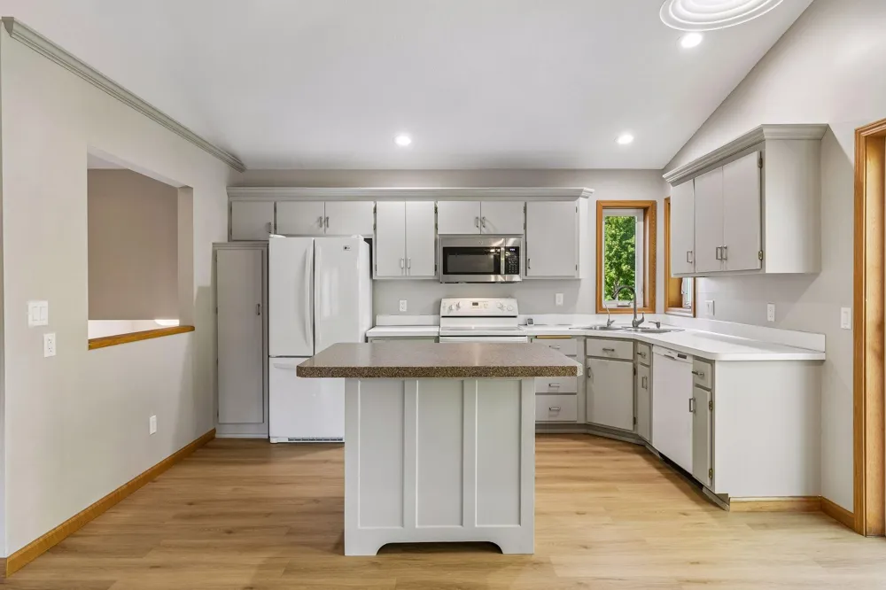 17200 Fieldcrest Avenue Farmington, MN 55024
