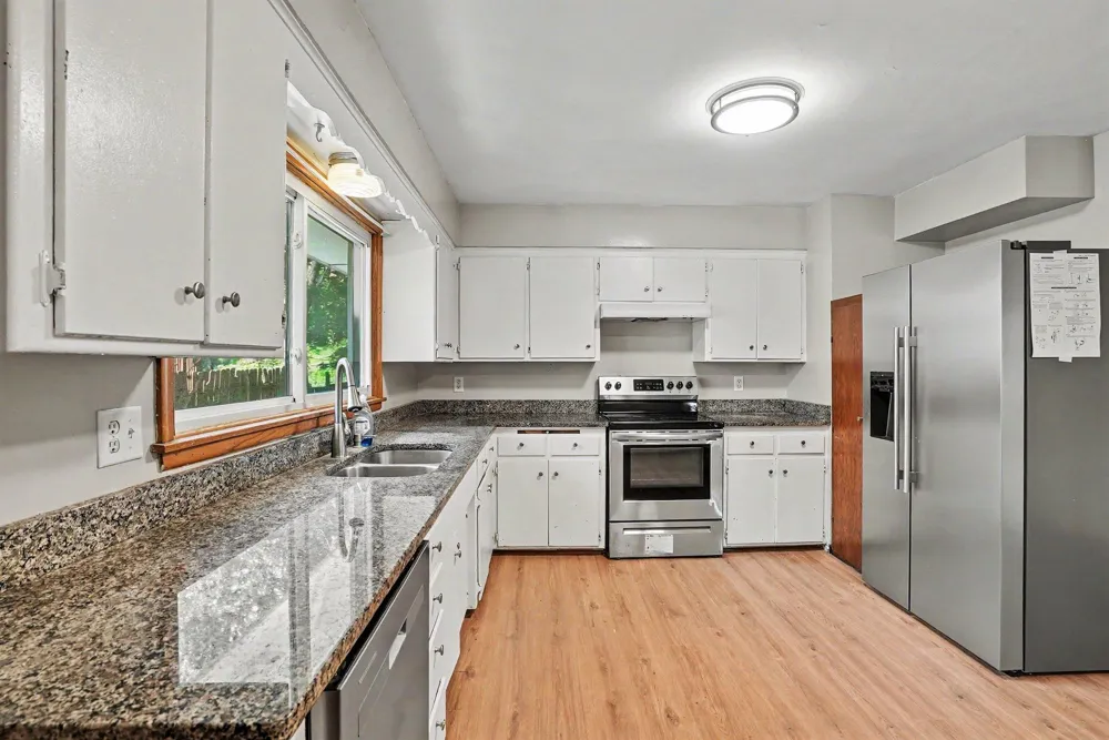 1527 Winchell Street Saint Paul, MN 55106
