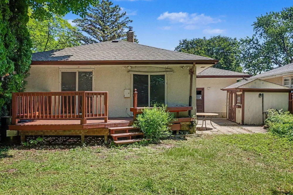 1527 Winchell Street Saint Paul, MN 55106