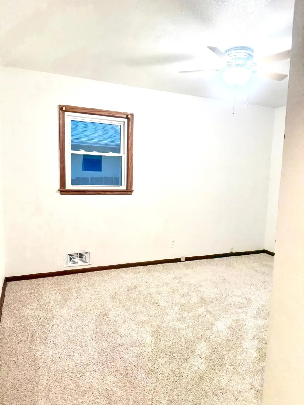 1527 Winchell Street Saint Paul, MN 55106