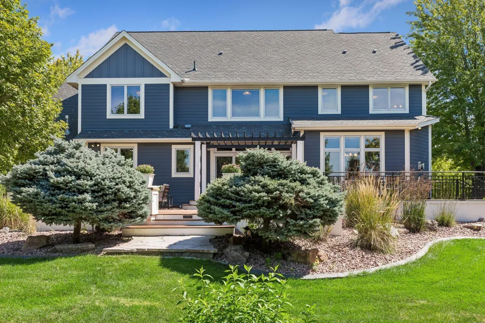 15810 51st Avenue Plymouth, MN 55446