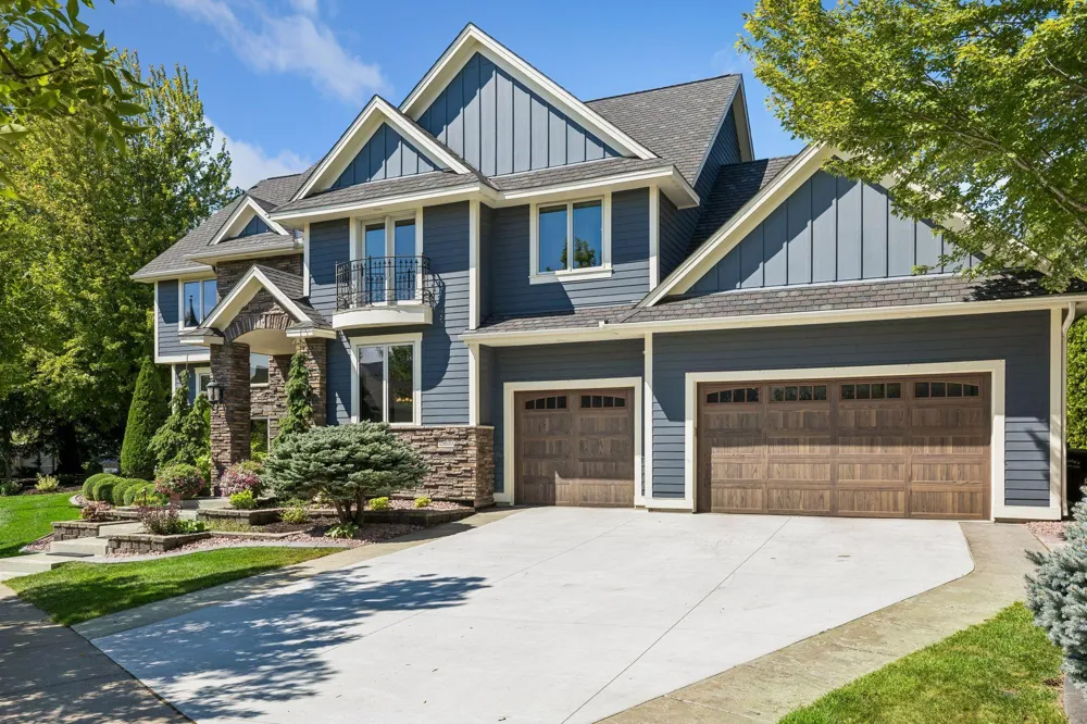15810 51st Avenue Plymouth, MN 55446