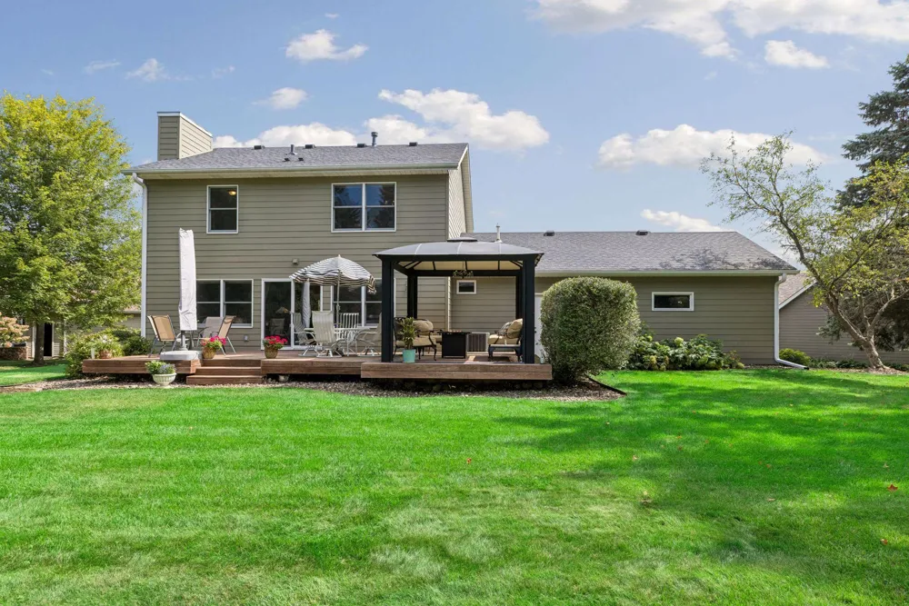 1008 Eagle Ridge Court Stillwater, MN 55082