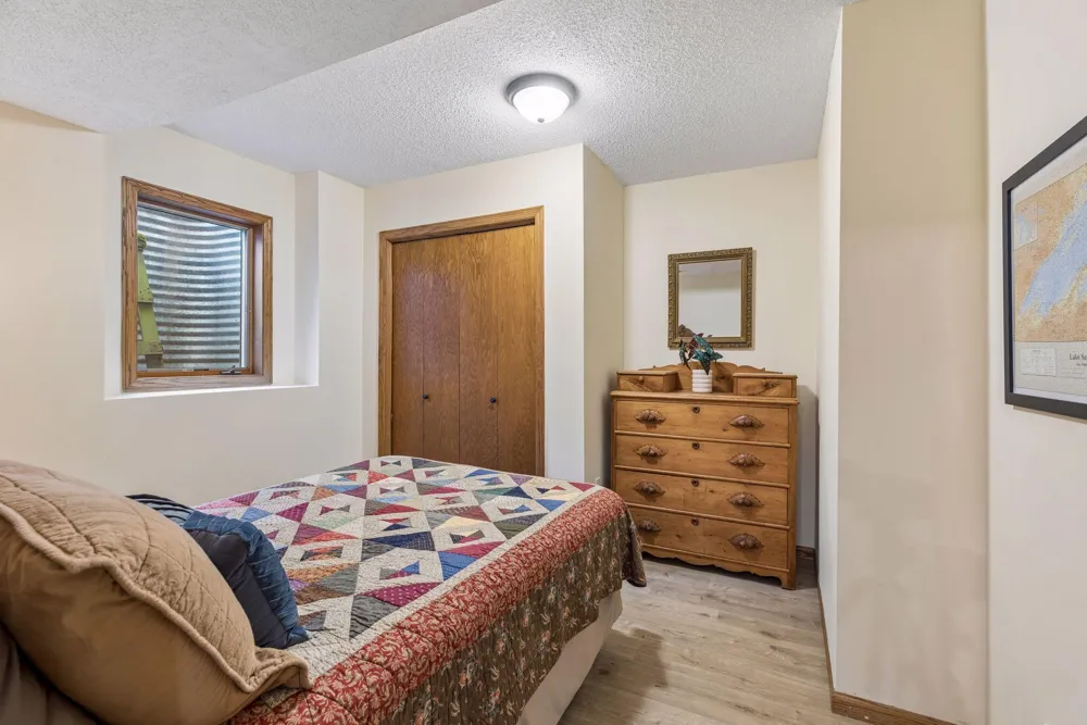 1008 Eagle Ridge Court Stillwater, MN 55082