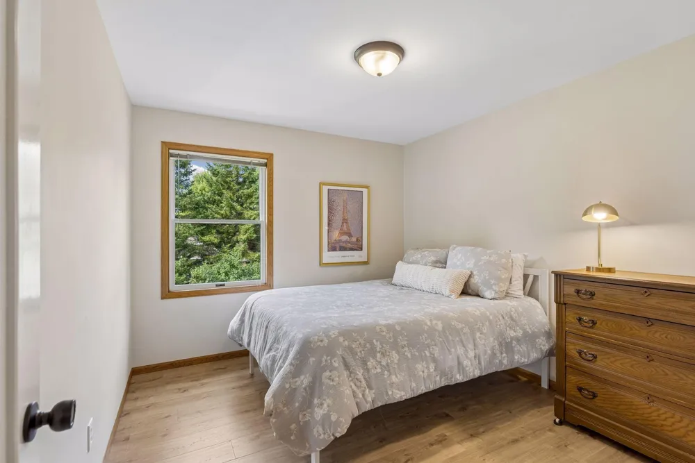 1008 Eagle Ridge Court Stillwater, MN 55082
