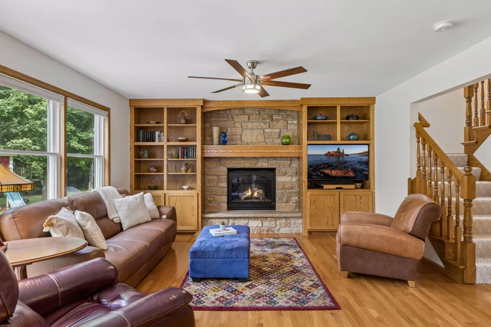 1008 Eagle Ridge Court Stillwater, MN 55082