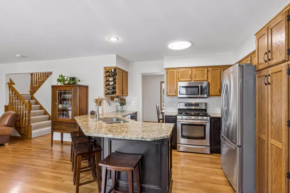 1008 Eagle Ridge Court Stillwater, MN 55082