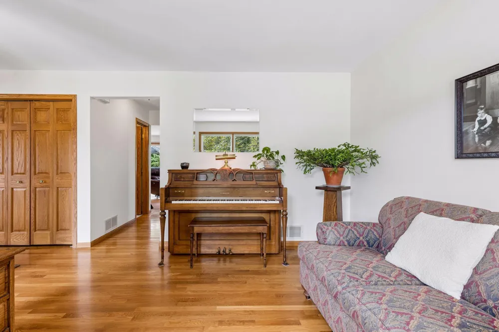 1008 Eagle Ridge Court Stillwater, MN 55082