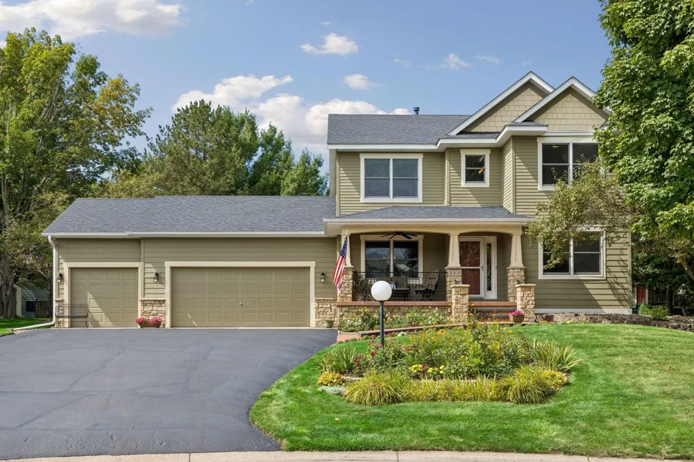 1008 Eagle Ridge Court Stillwater, MN 55082