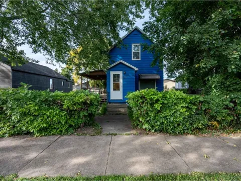 220 W Howard Avenue