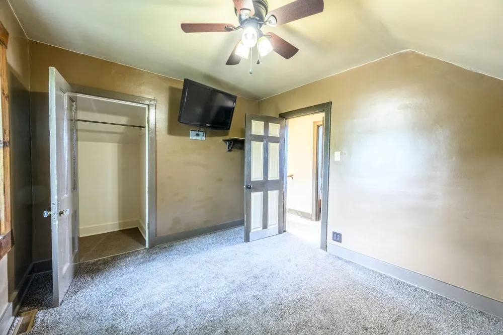 220 W Howard Avenue Keewatin, MN 55753