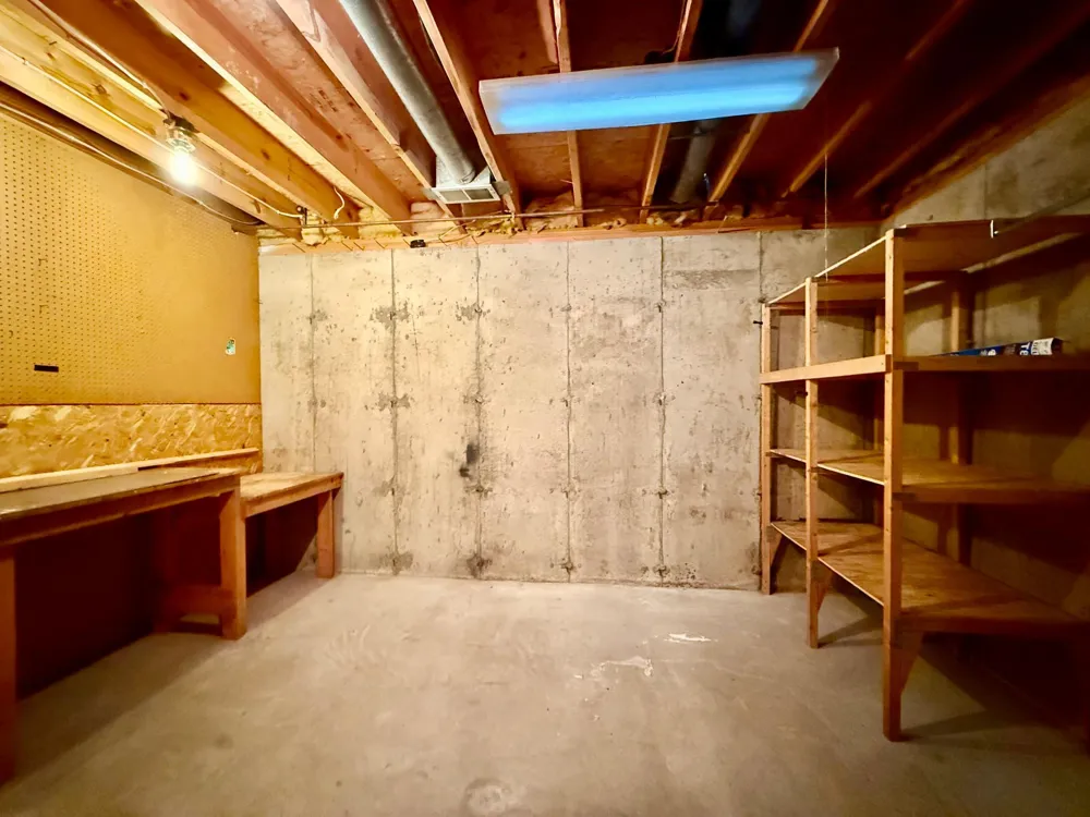 225 Oak Leaf Drive Winona, MN 55987
