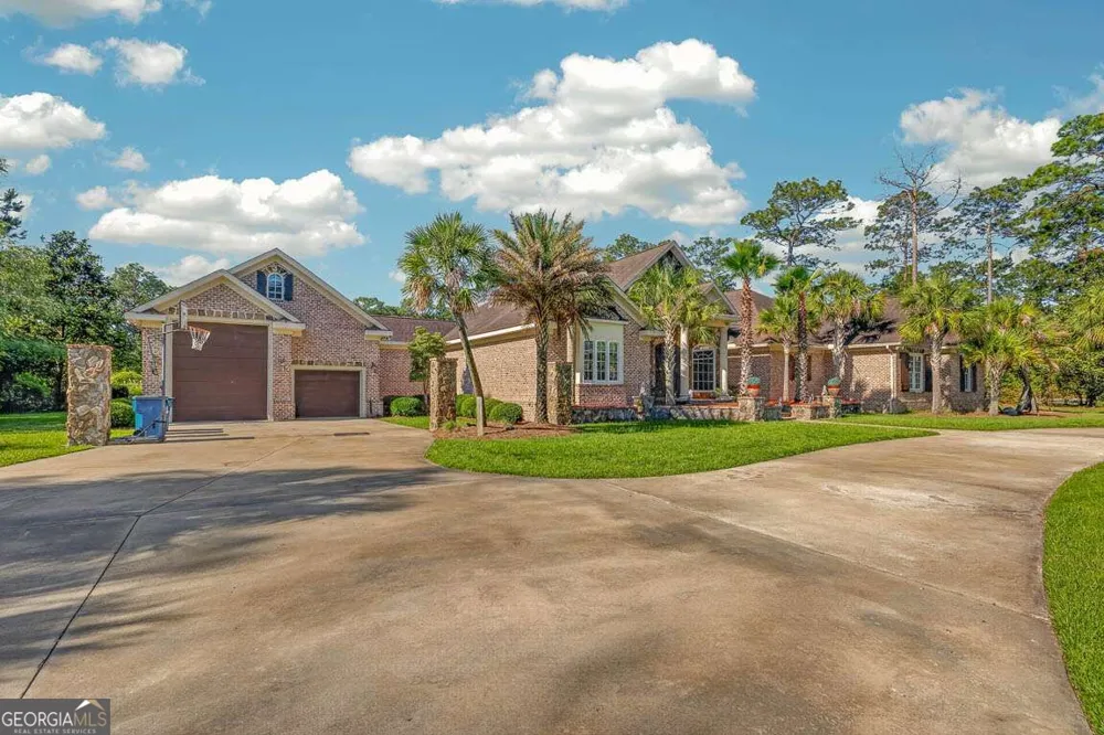 12 Birdie DR Jesup, GA 31546