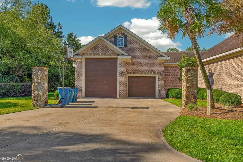 12 Birdie DR Jesup, GA 31546