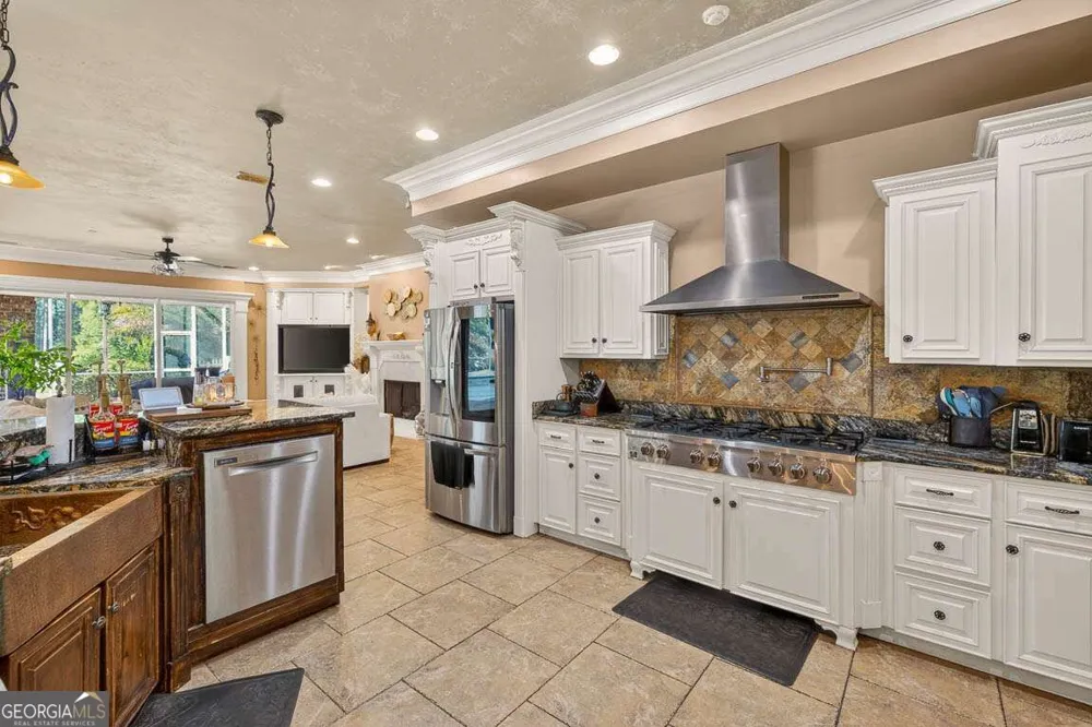12 Birdie DR Jesup, GA 31546