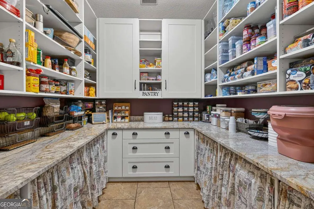 12 Birdie DR Jesup, GA 31546