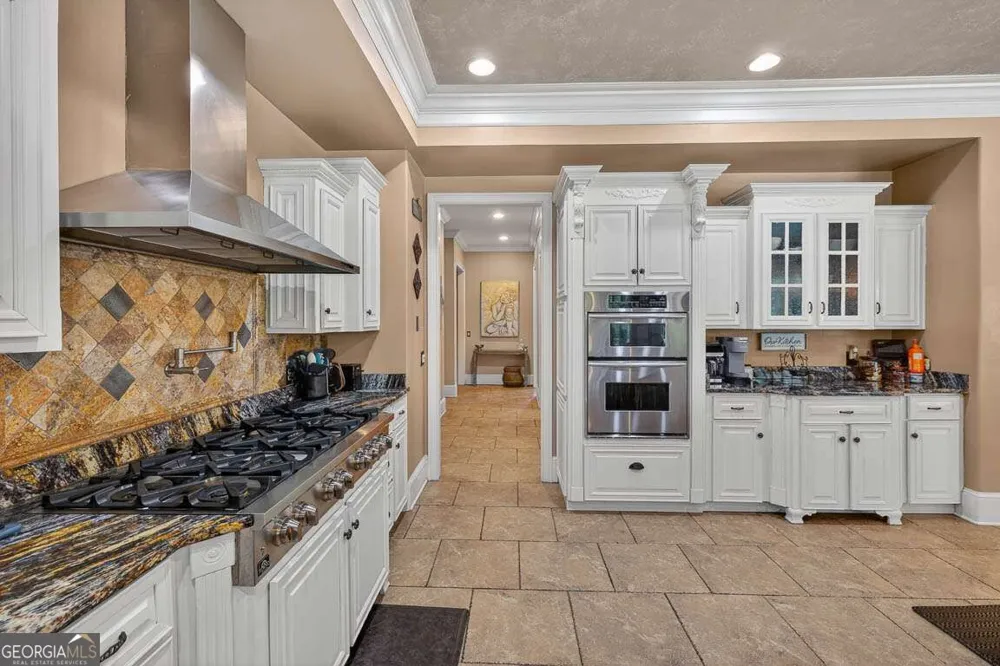 12 Birdie DR Jesup, GA 31546