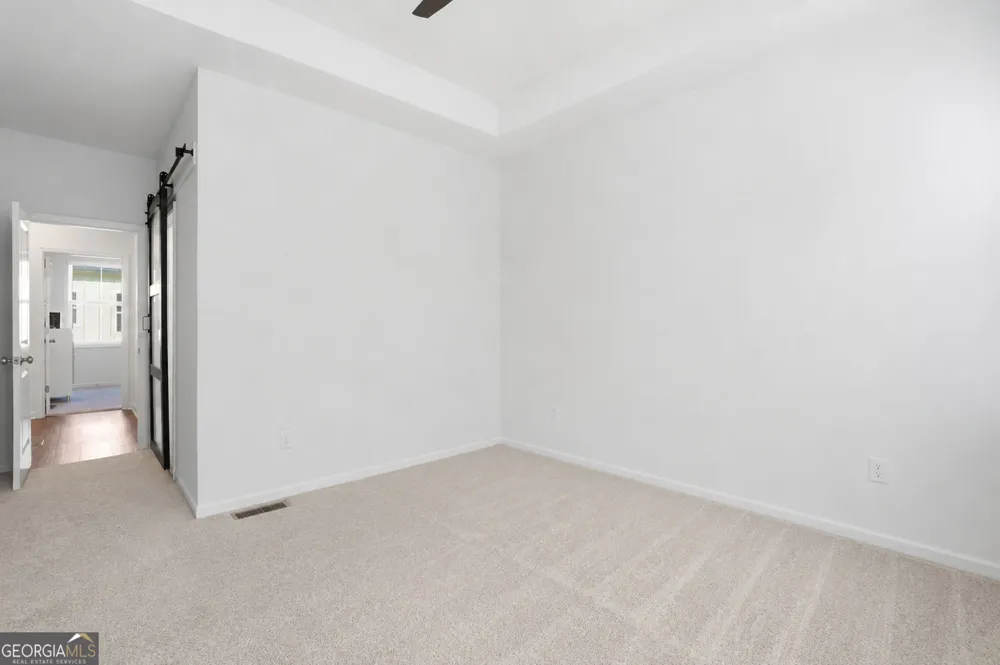 179 Color CIR SE Atlanta, GA 30317