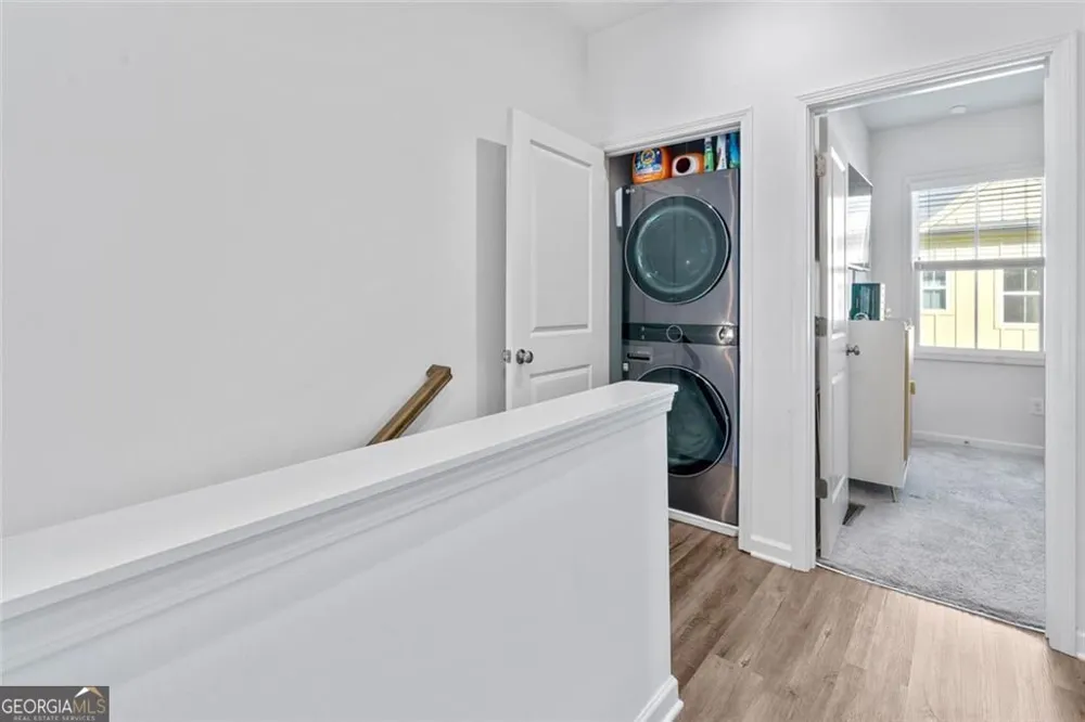 179 Color CIR SE Atlanta, GA 30317