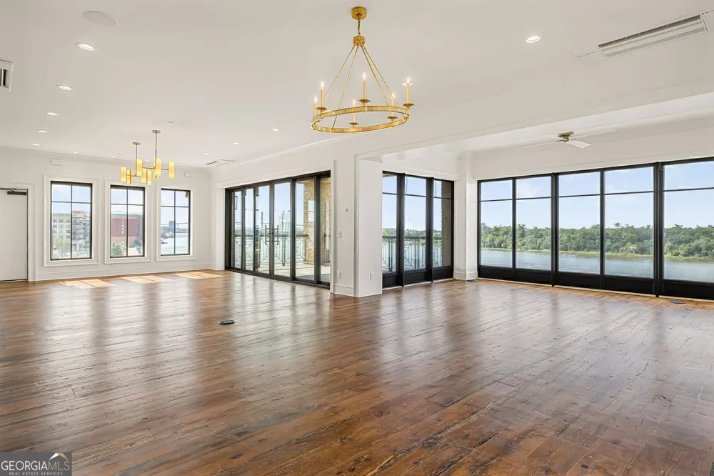440 Geo Meyer AVE Savannah, GA 31401