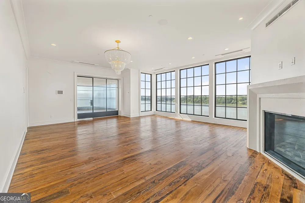440 Geo Meyer AVE Savannah, GA 31401