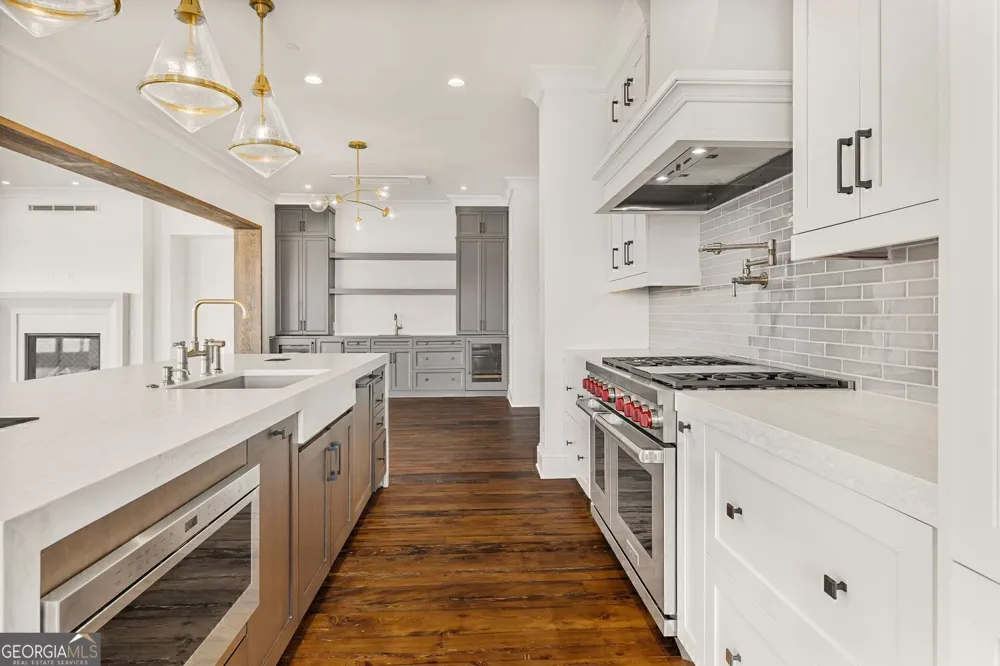 440 Geo Meyer AVE Savannah, GA 31401