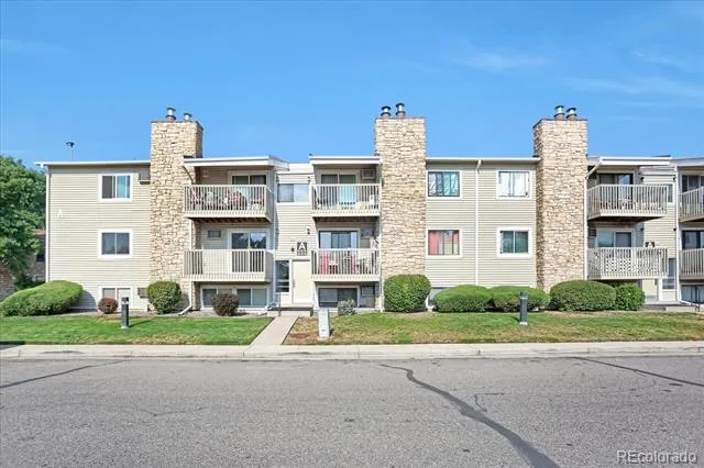 381 S Ames Street #A201 Lakewood, CO 80226