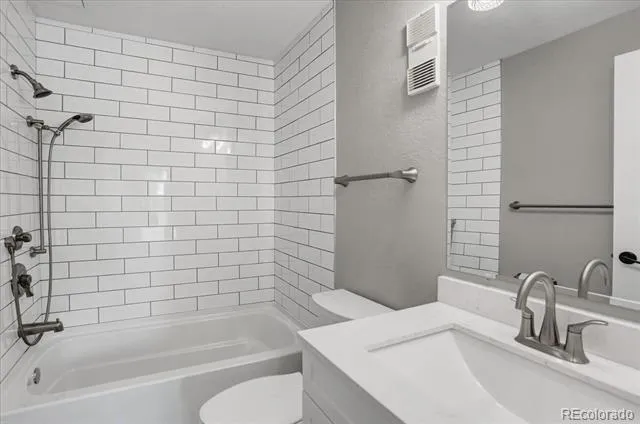 381 S Ames Street #A201 Lakewood, CO 80226