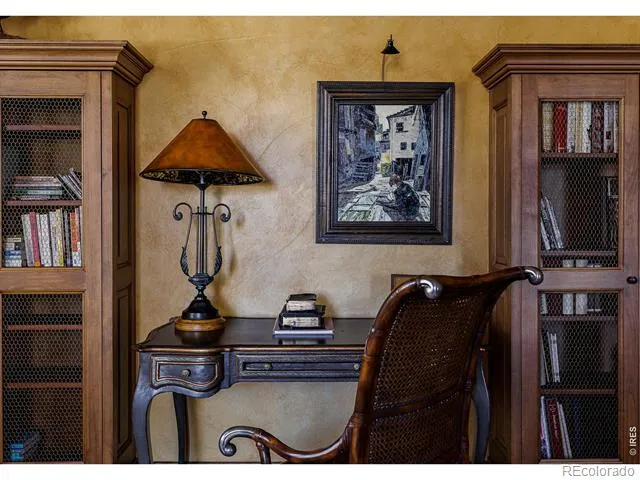 8576 Niwot Meadow Farm Road Niwot, CO 80503