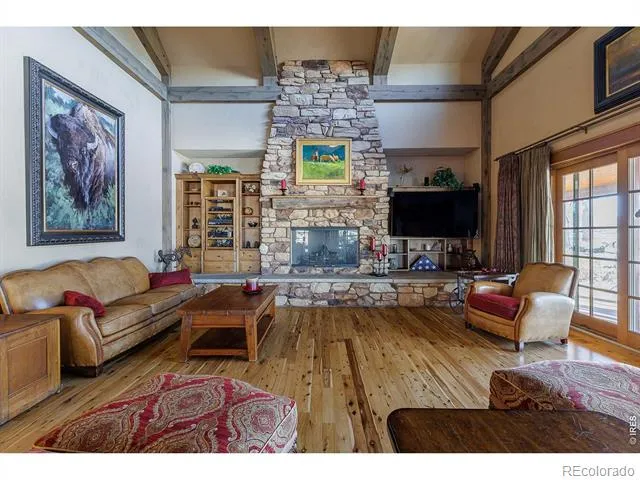 8576 Niwot Meadow Farm Road Niwot, CO 80503
