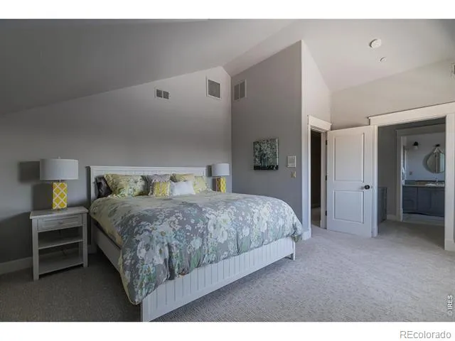 8576 Niwot Meadow Farm Road Niwot, CO 80503