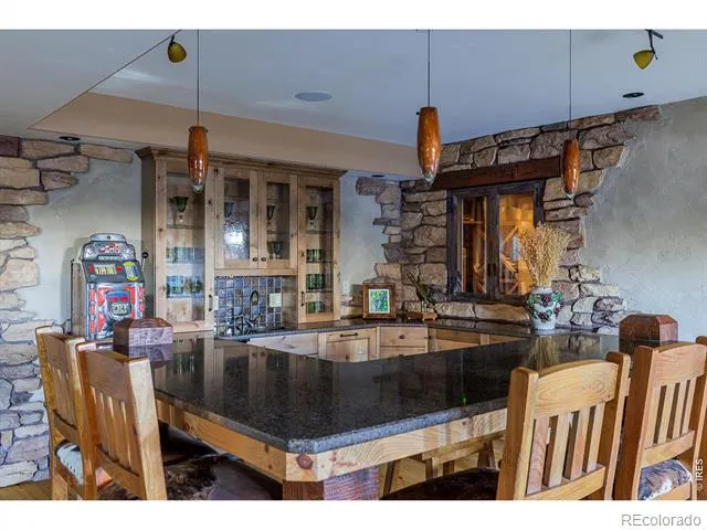 8576 Niwot Meadow Farm Road Niwot, CO 80503