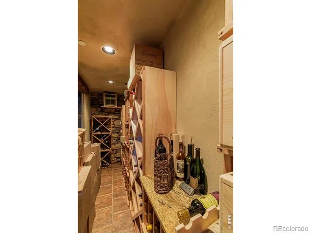 8576 Niwot Meadow Farm Road Niwot, CO 80503