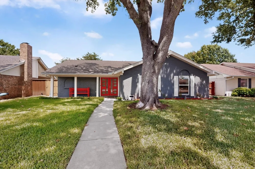 2117 Homestead Place Garland, TX 75044