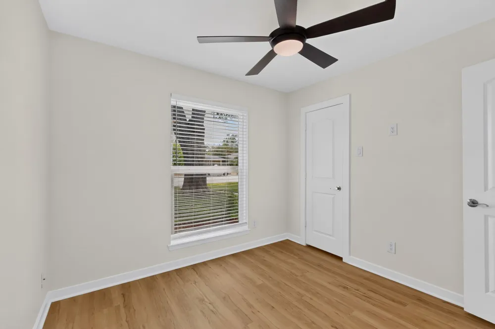 2117 Homestead Place Garland, TX 75044