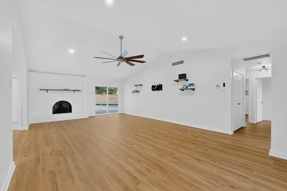 2117 Homestead Place Garland, TX 75044