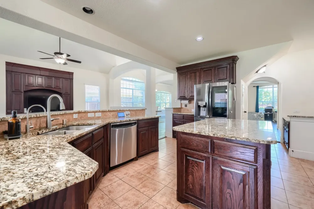 10510 Toffenham Drive Frisco, TX 75035