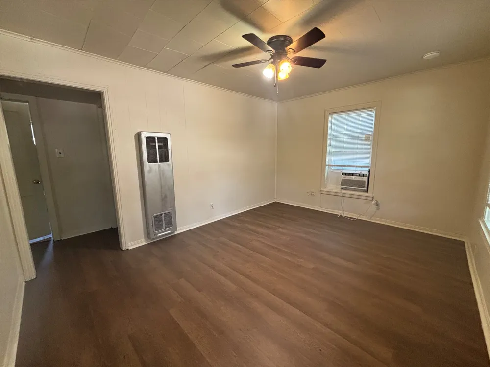 5040 Lyndon Drive Fort Worth, TX 76116