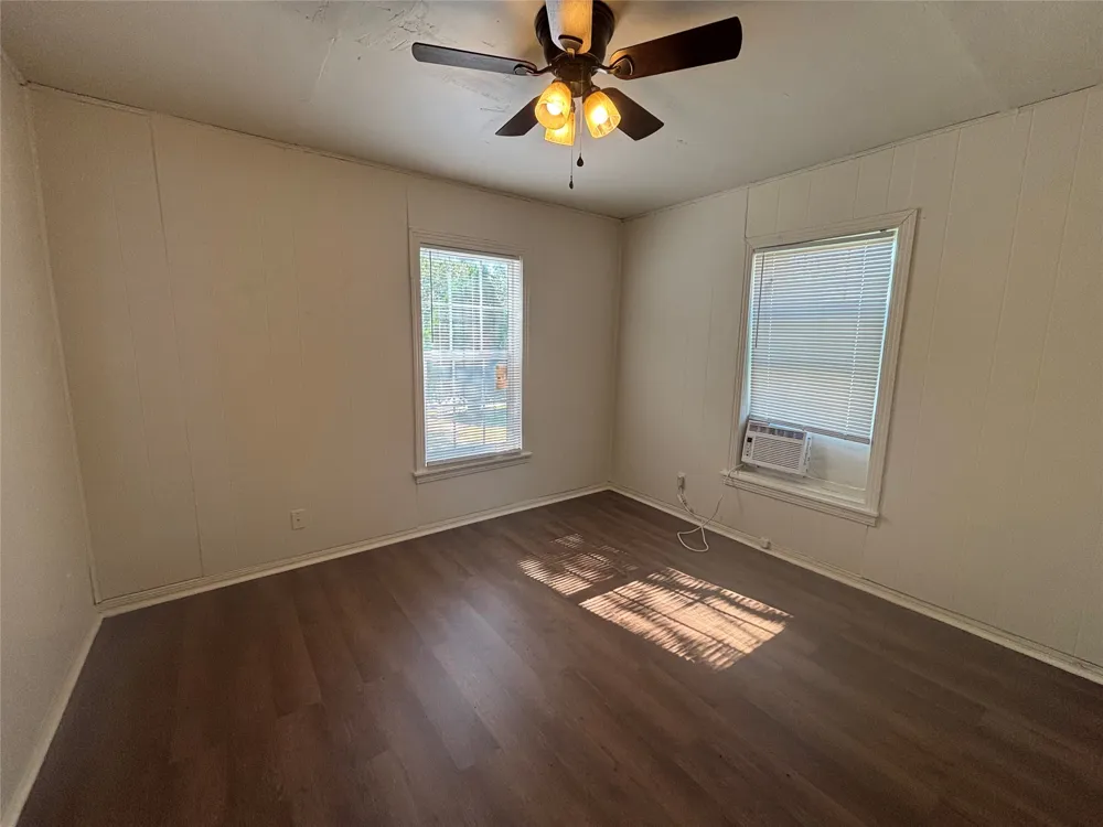 5040 Lyndon Drive Fort Worth, TX 76116