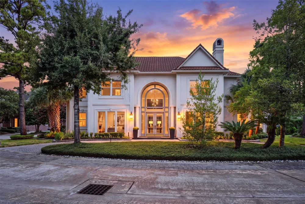 2 W Terrace Drive Houston, TX 77007