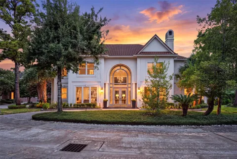 2 W Terrace Drive