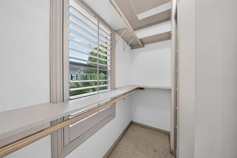 2 W Terrace Drive Houston, TX 77007