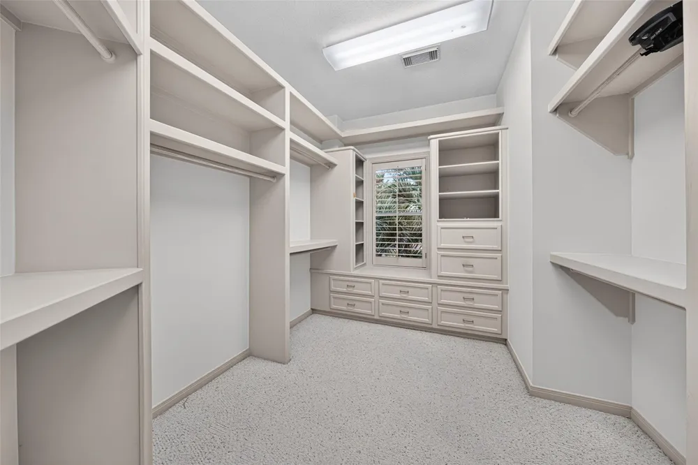 2 W Terrace Drive Houston, TX 77007